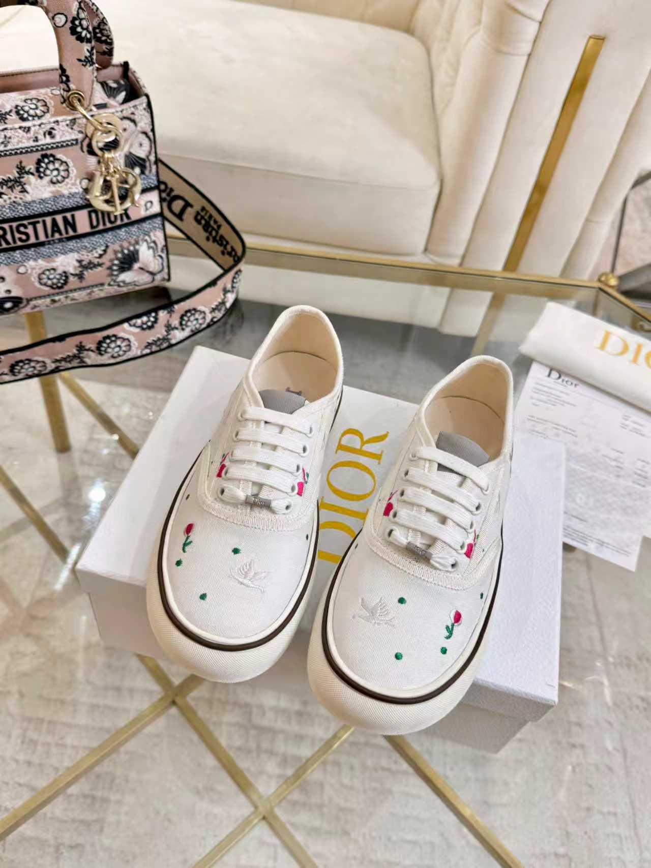 Dior shoe