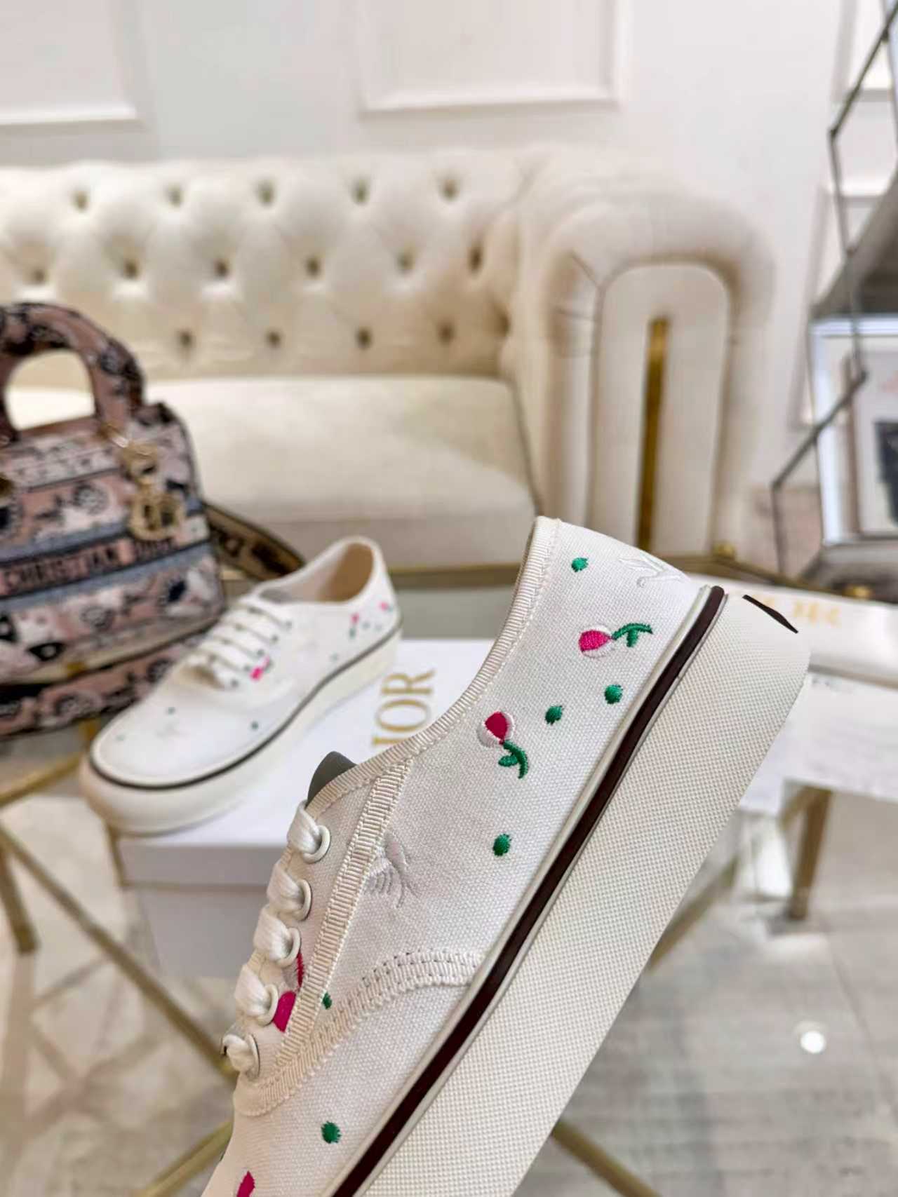 Dior shoe