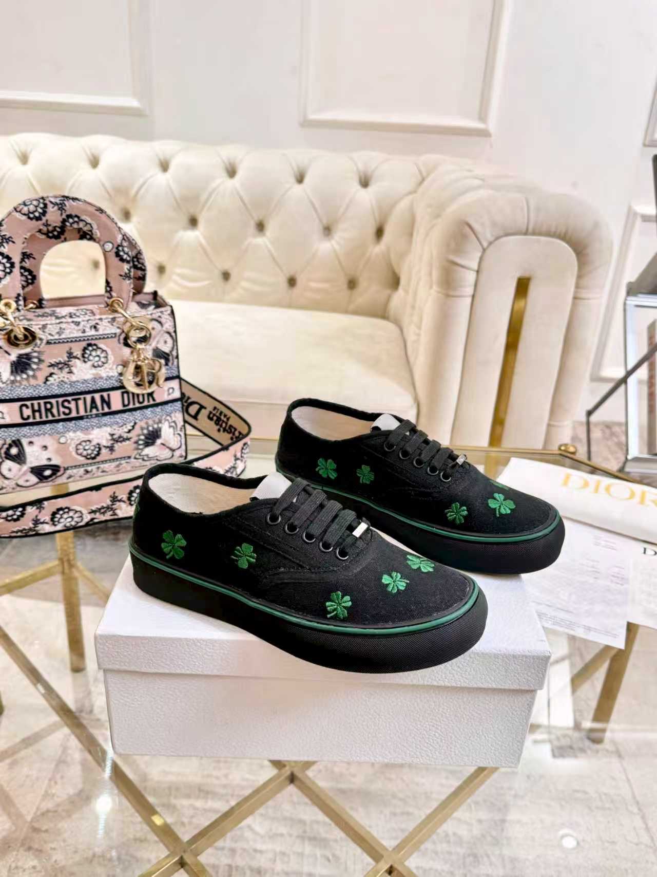 Dior shoe