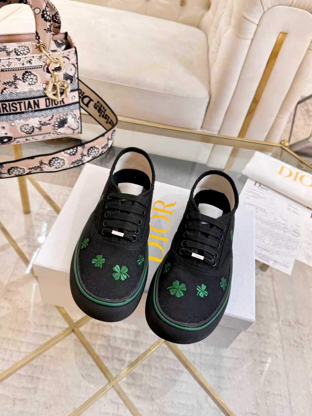 Dior shoe