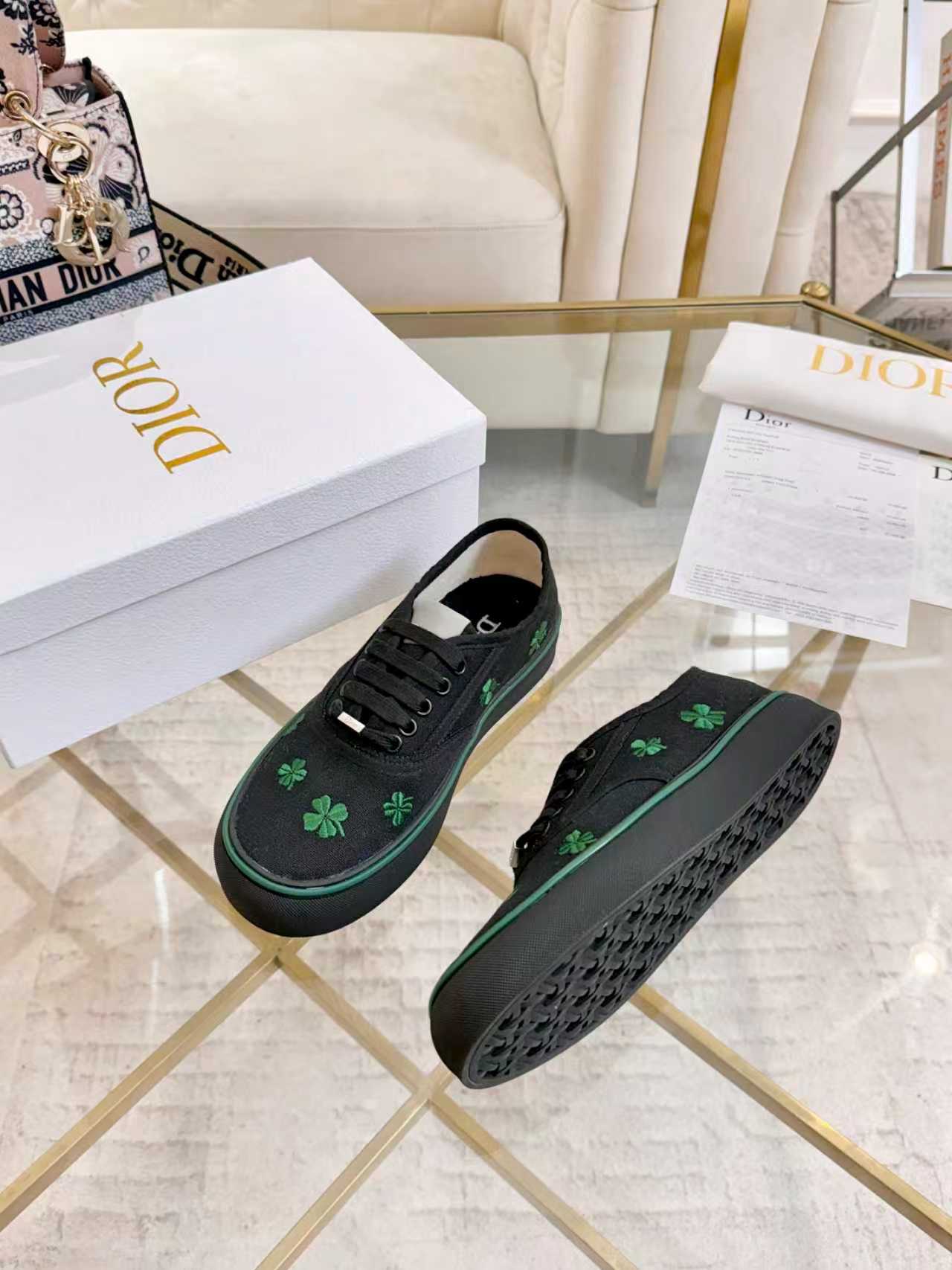 Dior shoe