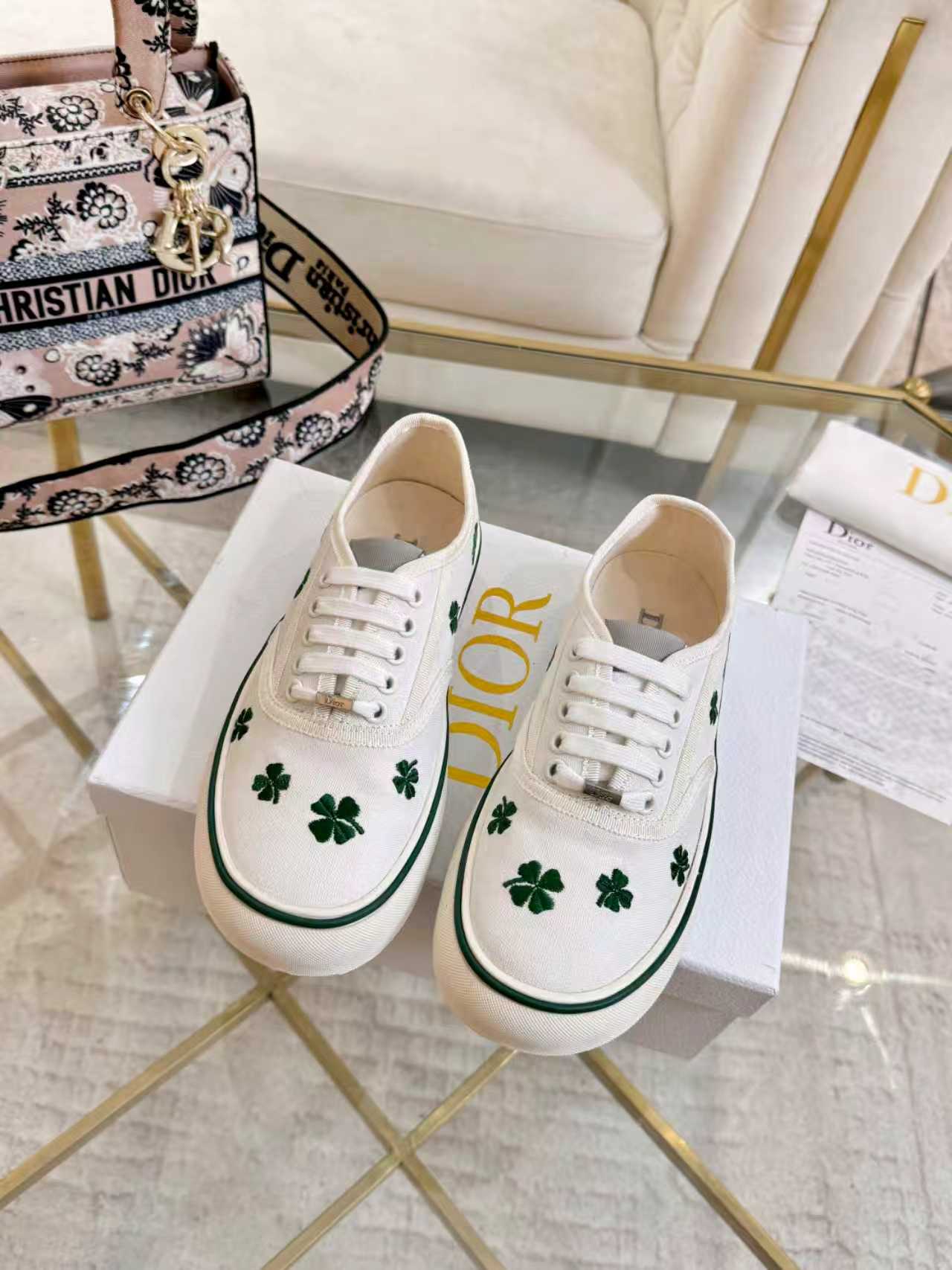 Dior shoe