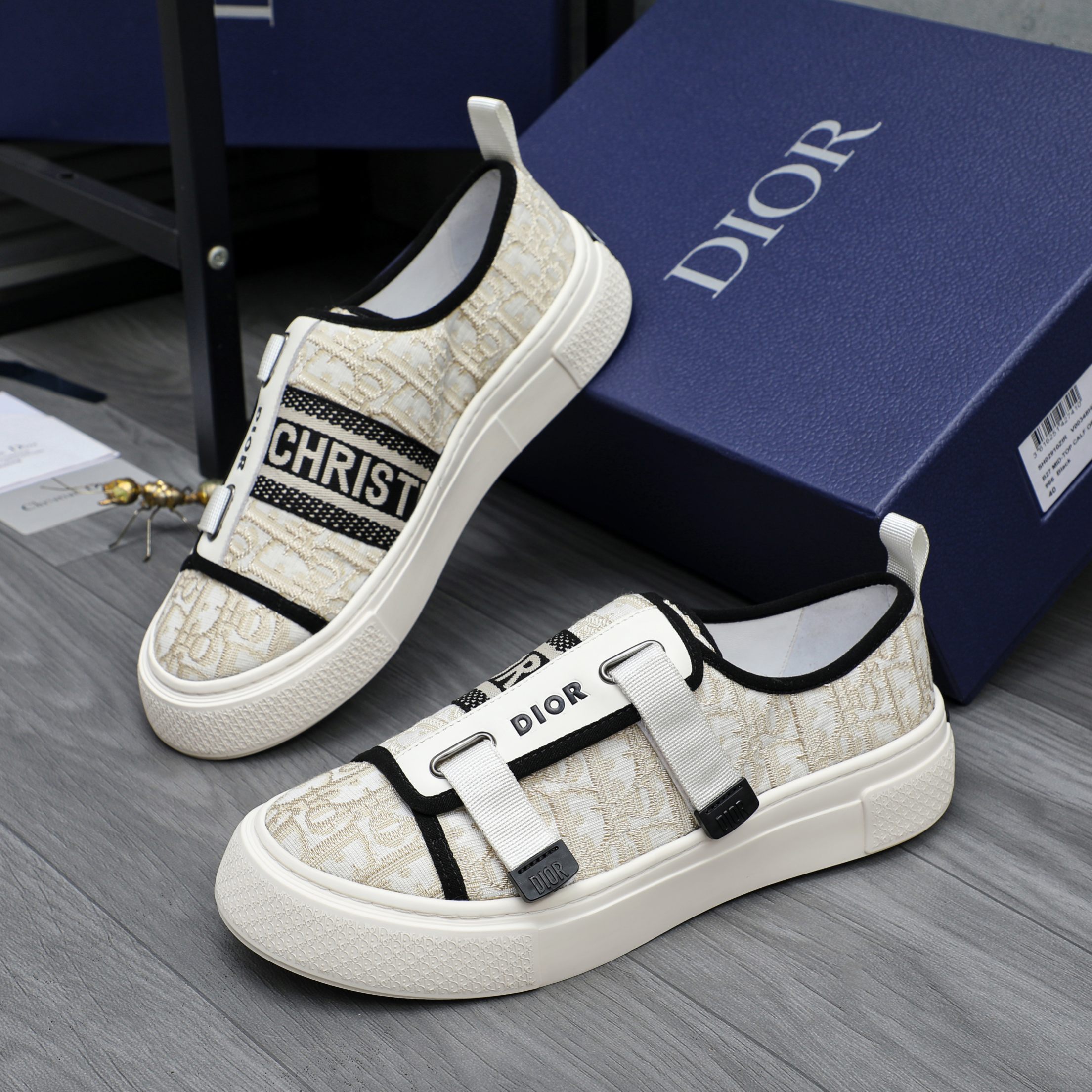 Dior