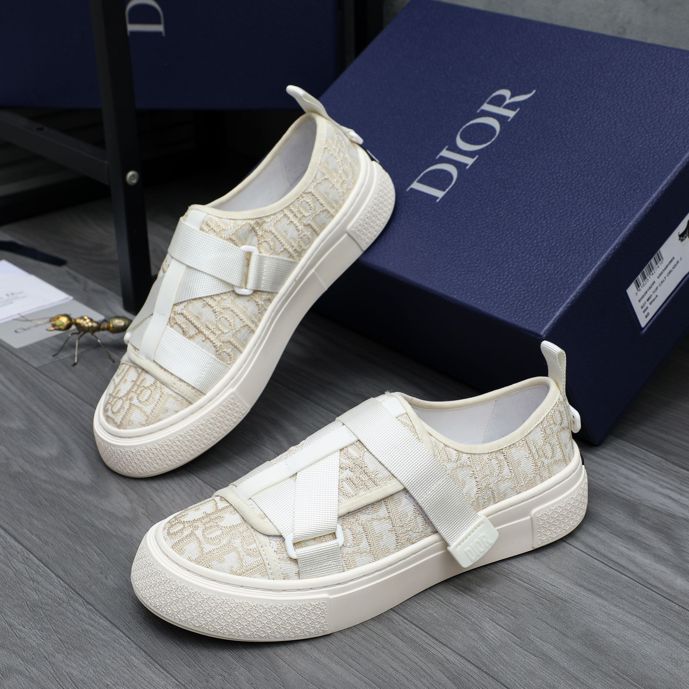 Dior