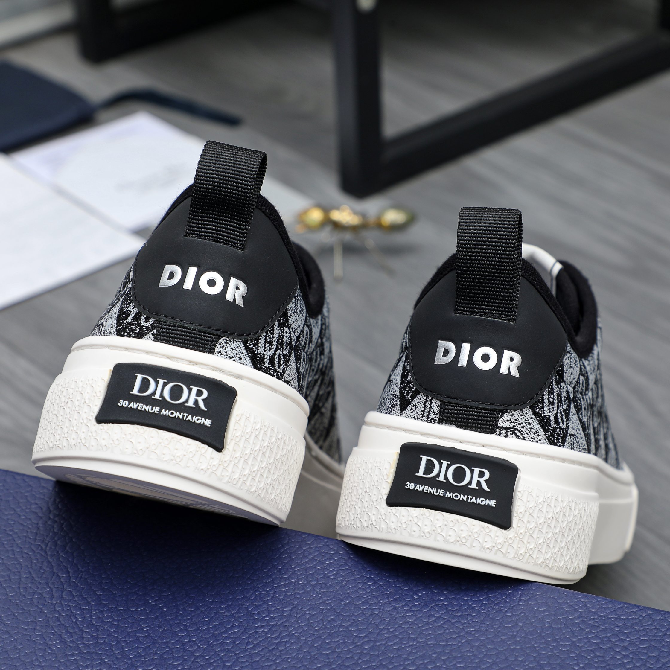 Dior