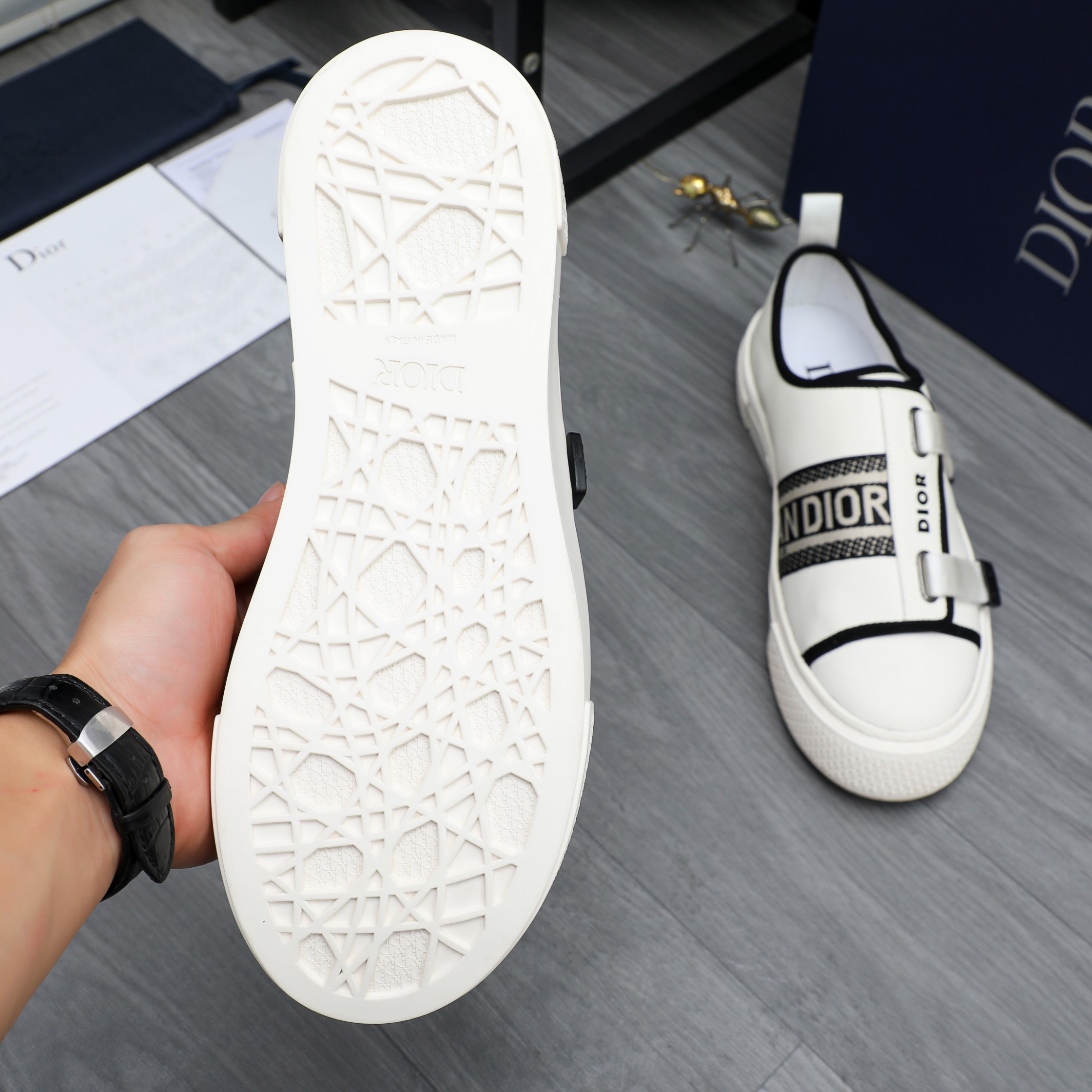Dior