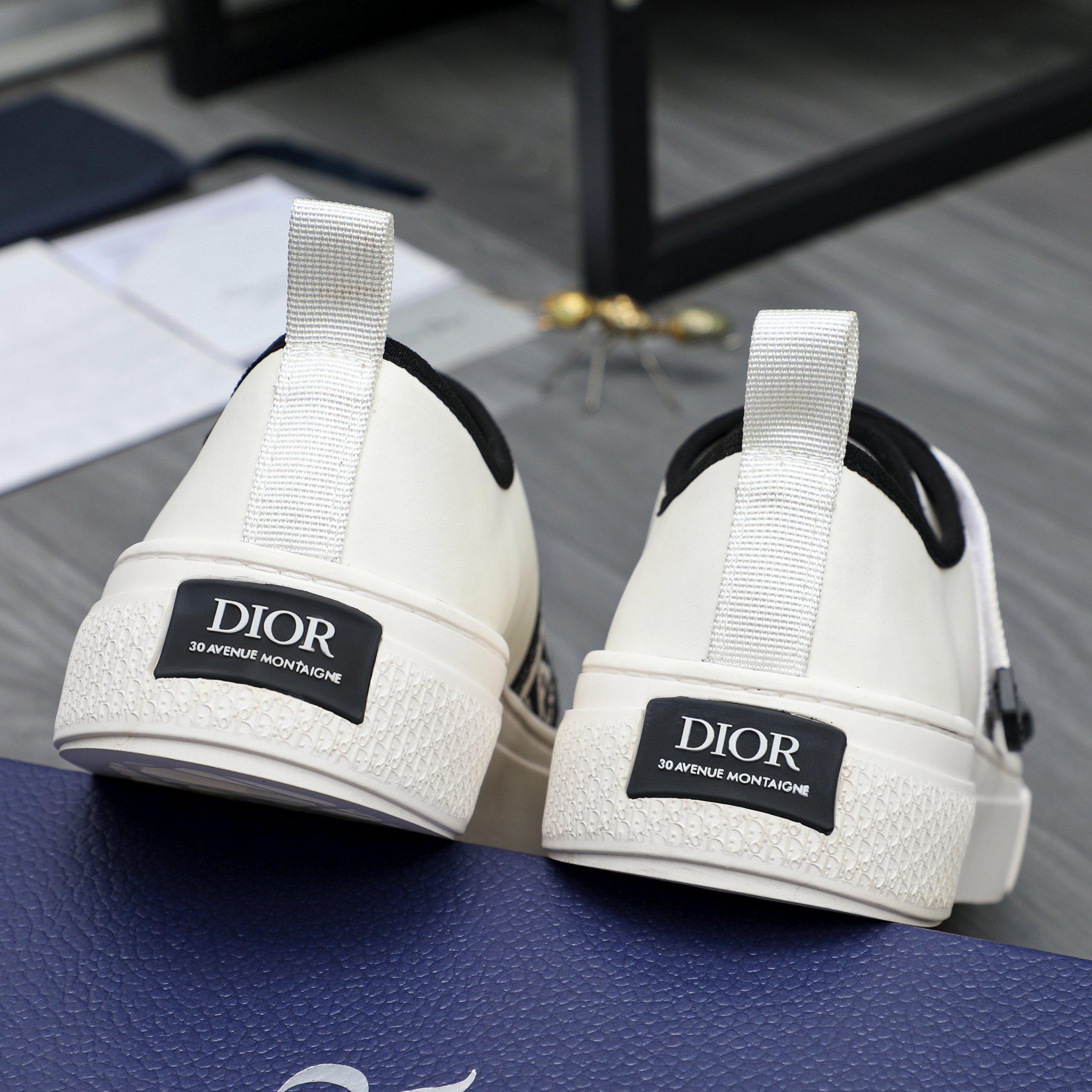 Dior