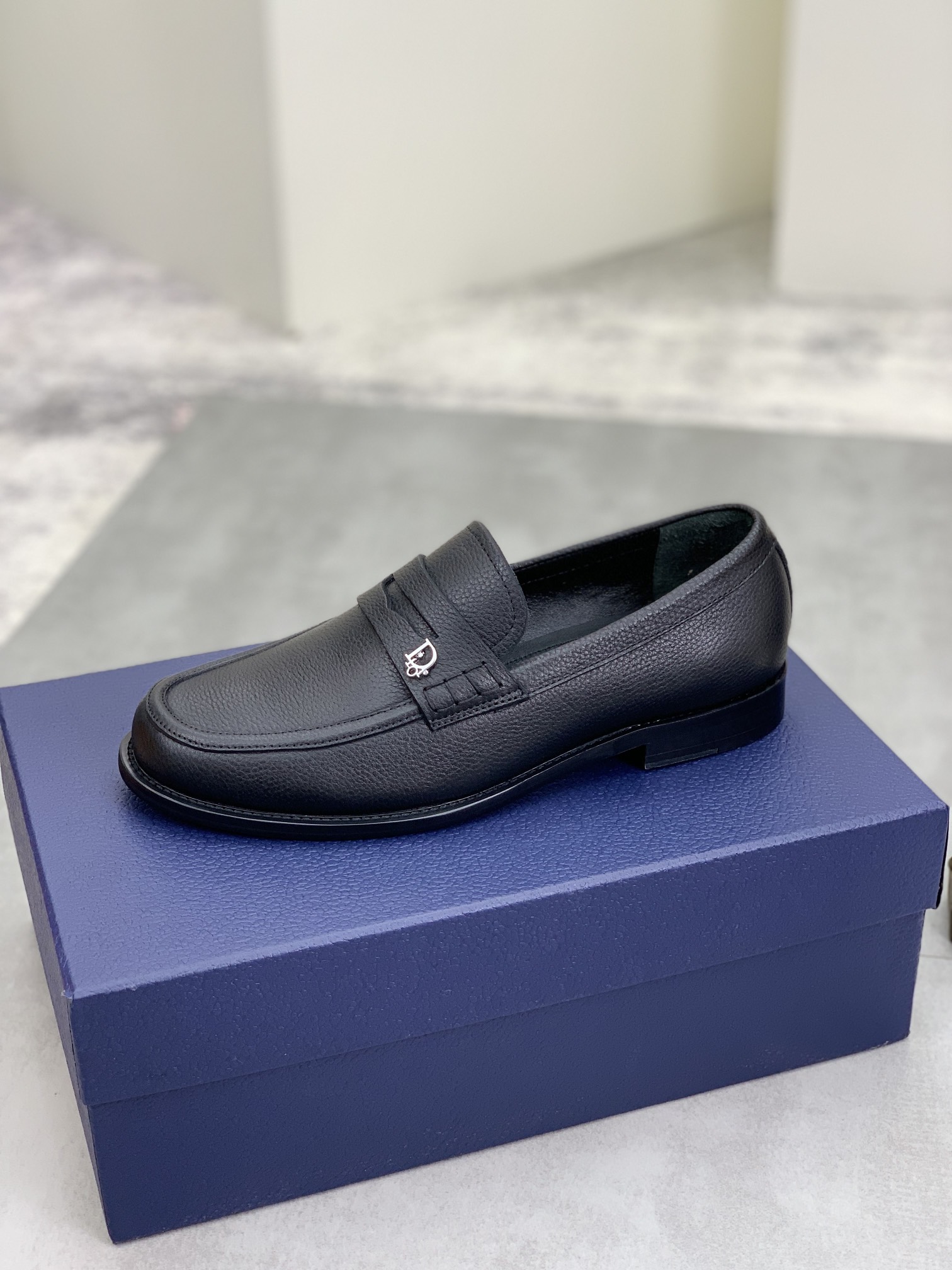 Dior shoe
