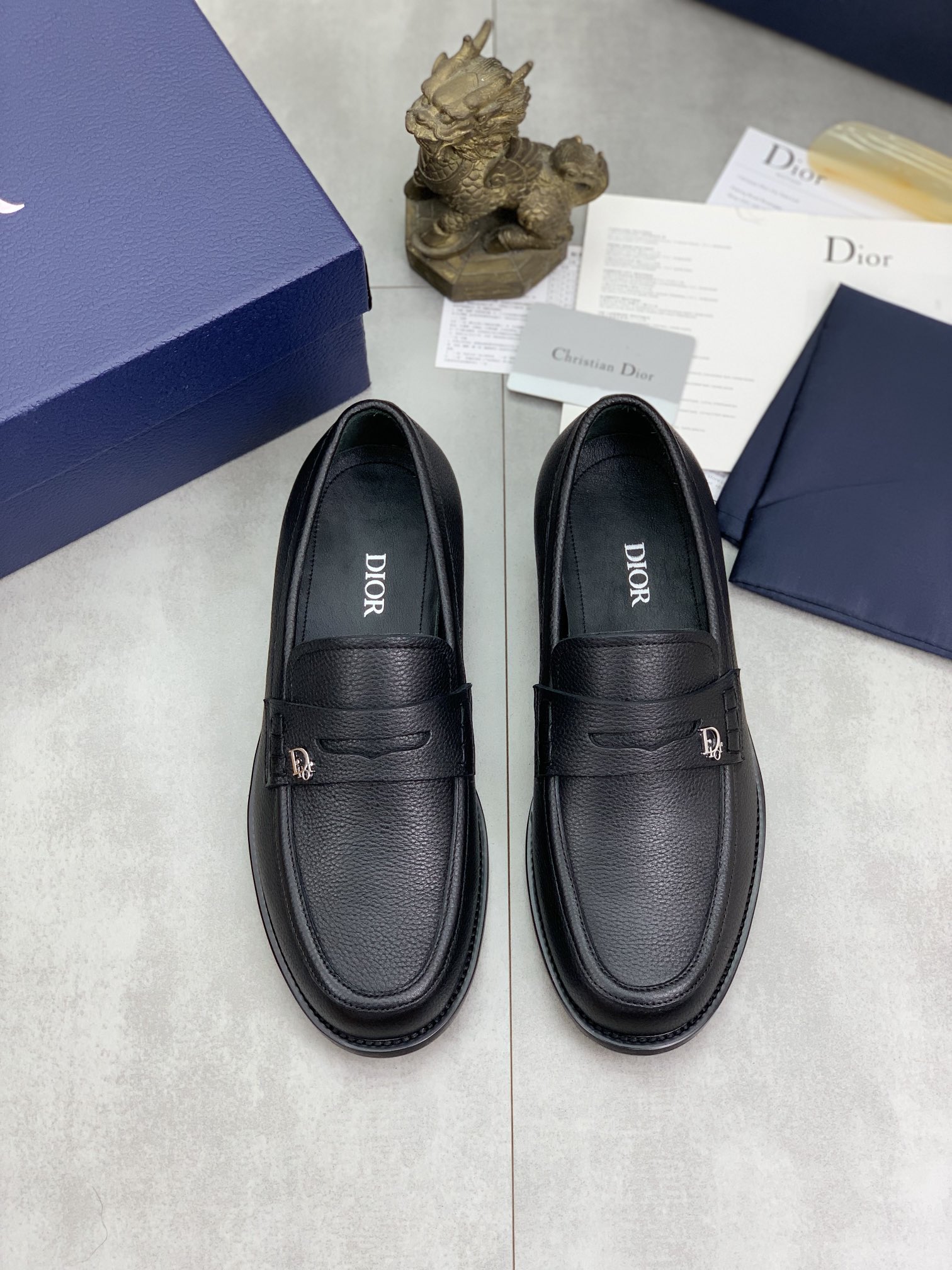 Dior shoe