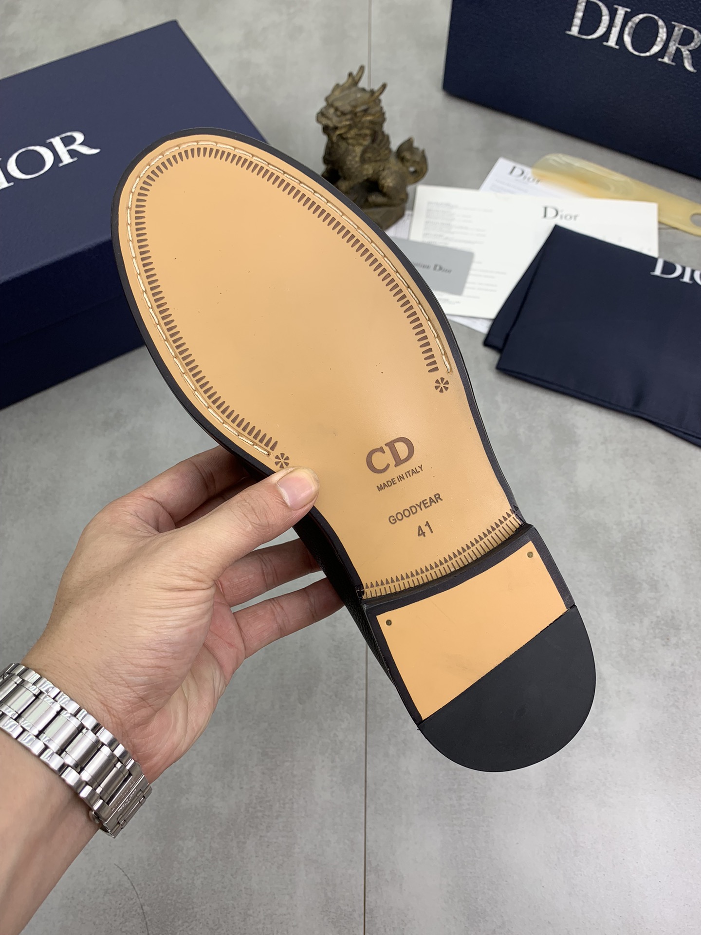 Dior shoe