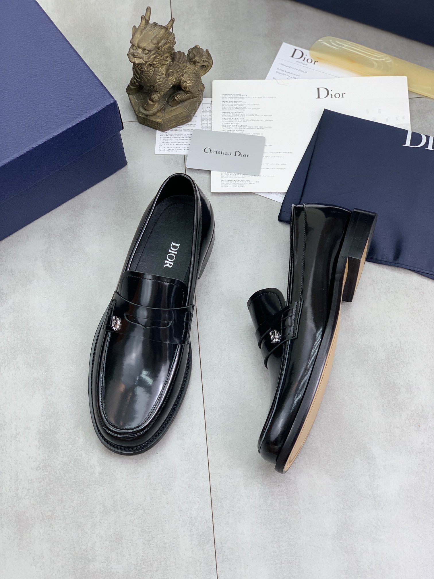 Dior shoe