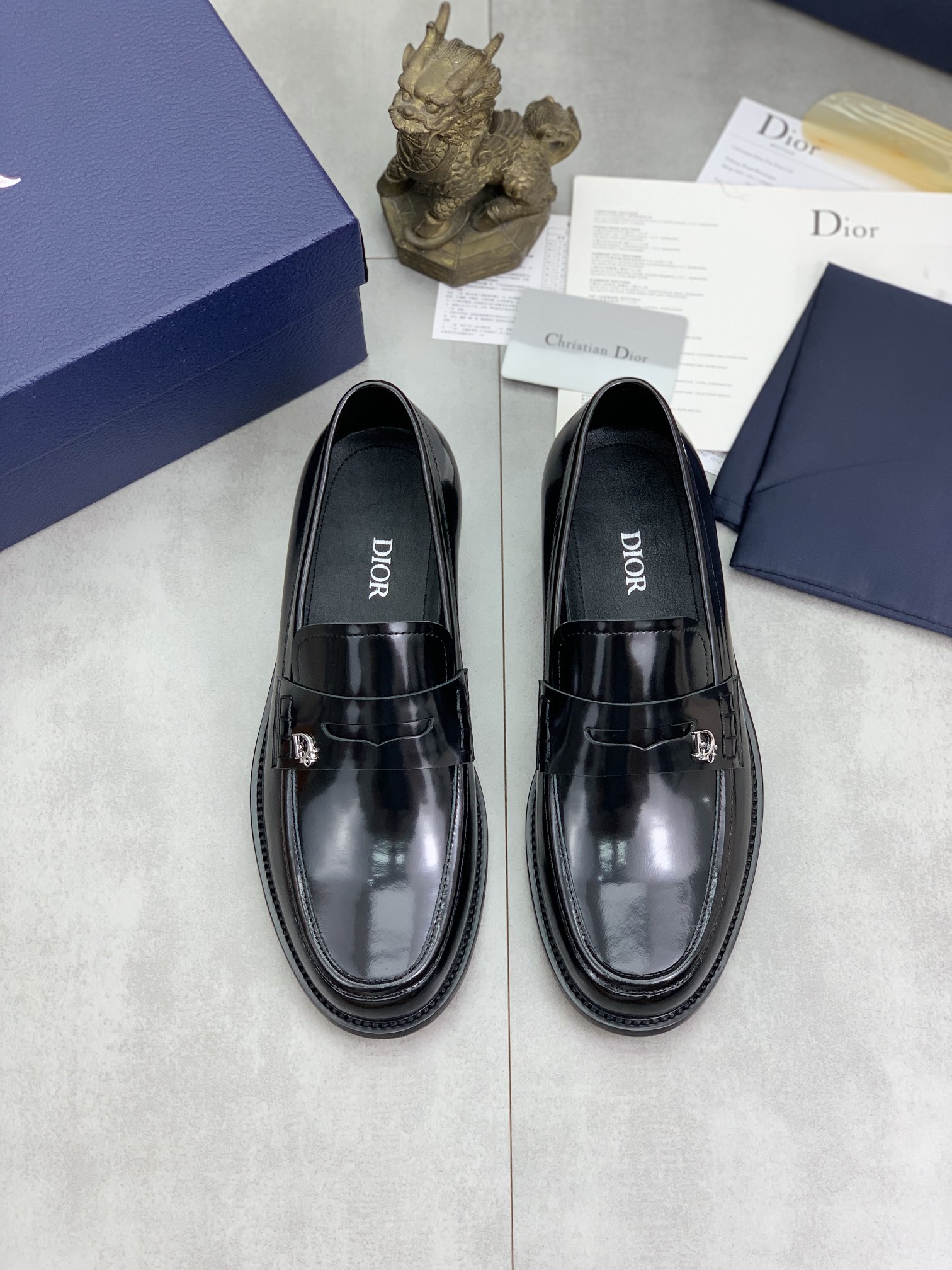 Dior shoe