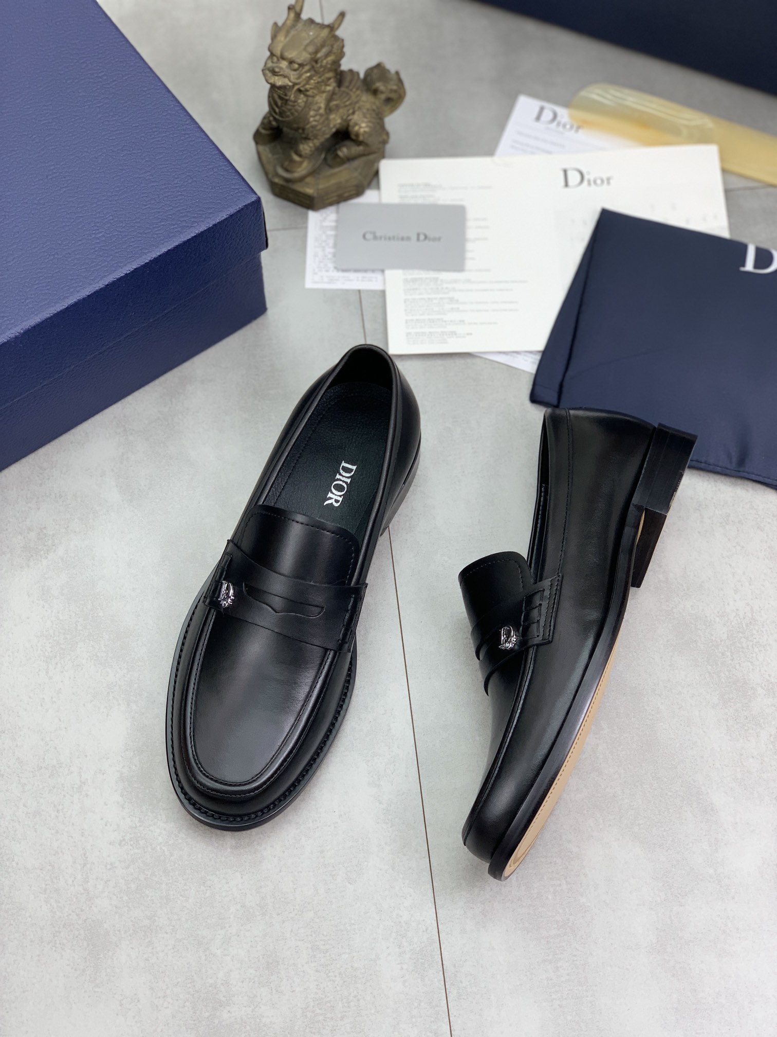 Dior shoe