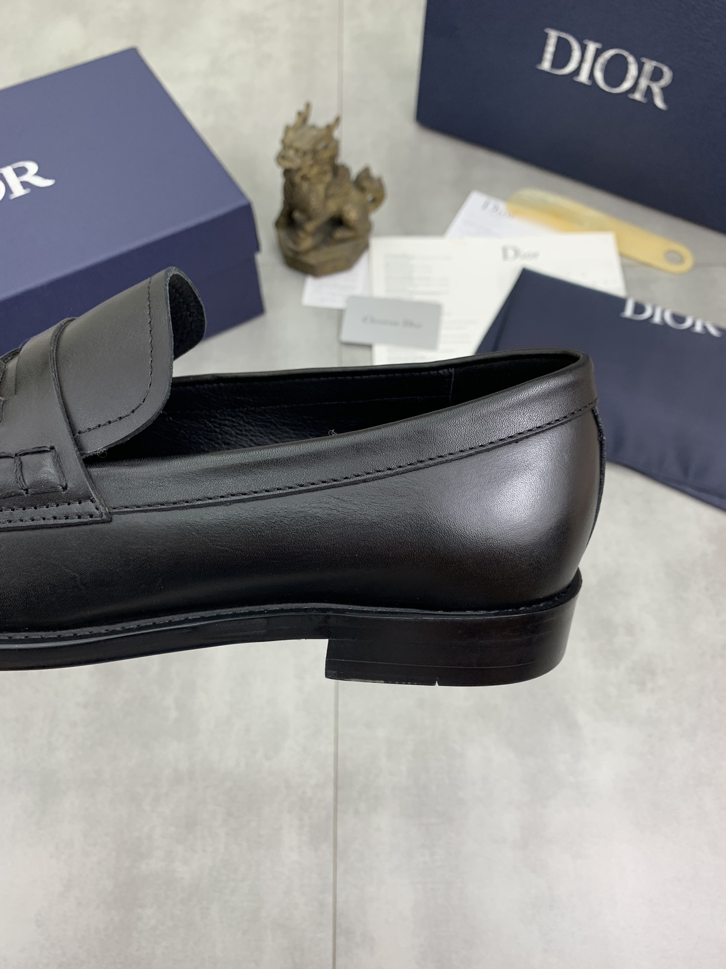 Dior shoe