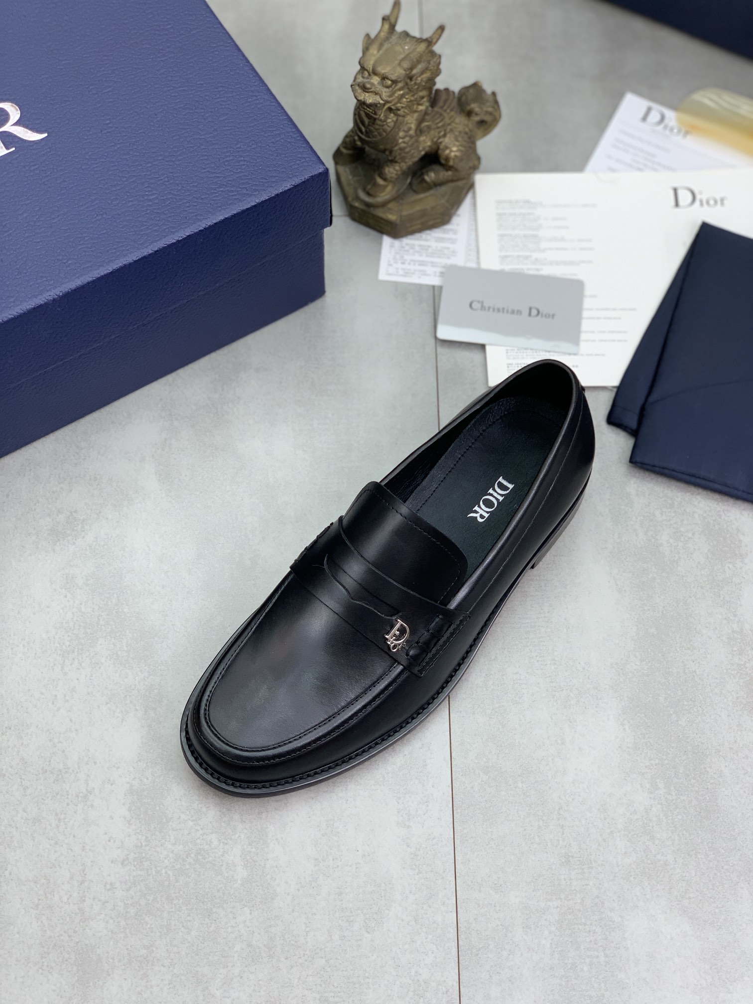 Dior shoe