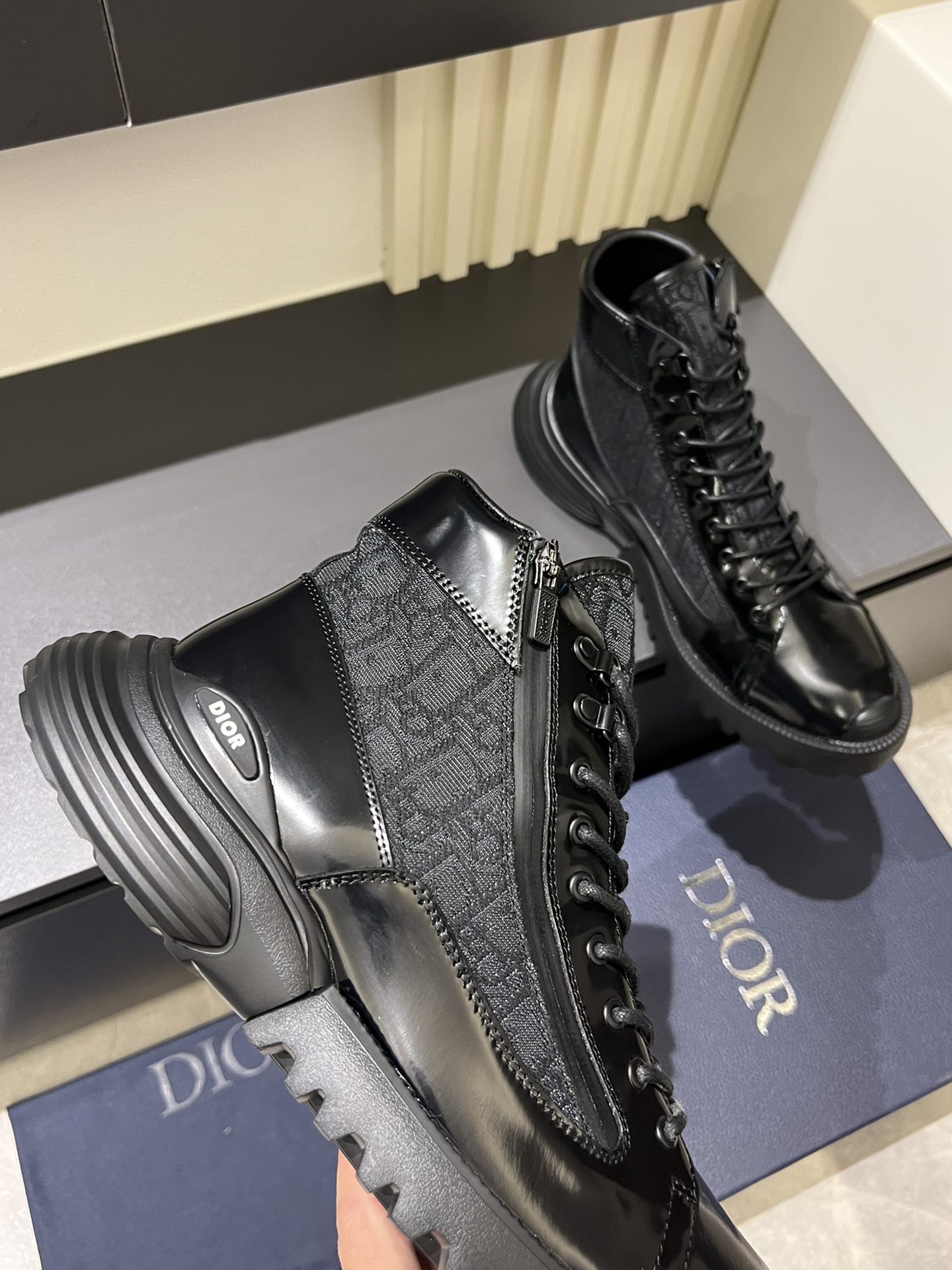 Dior shoe