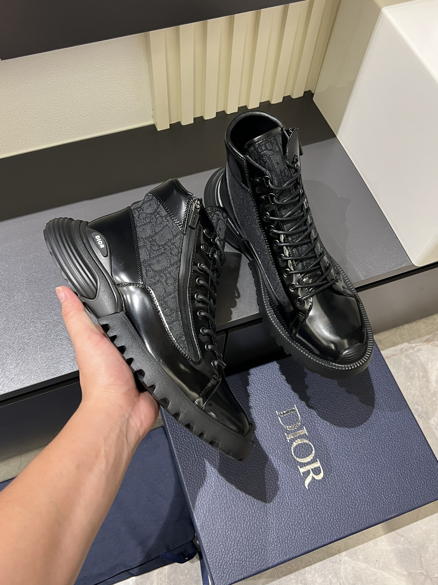 Dior shoe