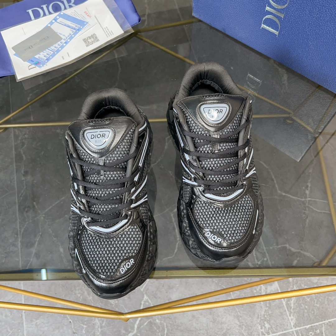 Dior shoe