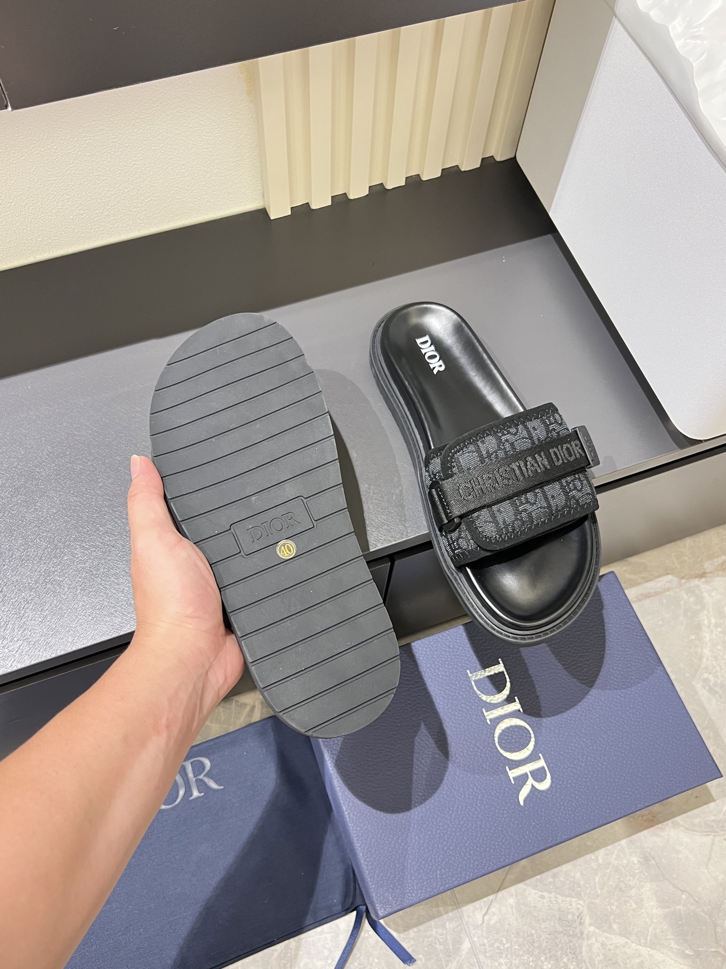 Dior shoe