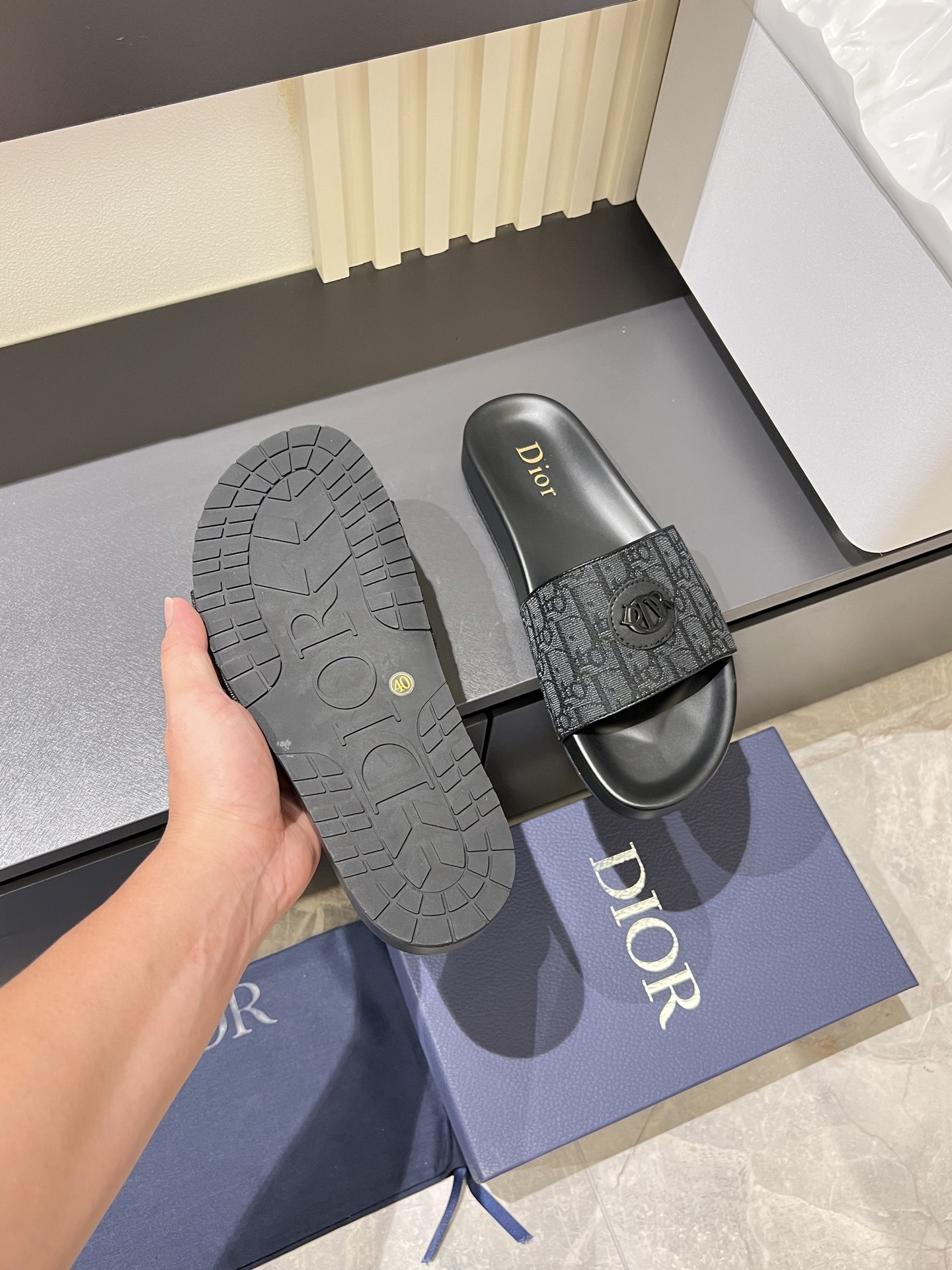 Dior shoe