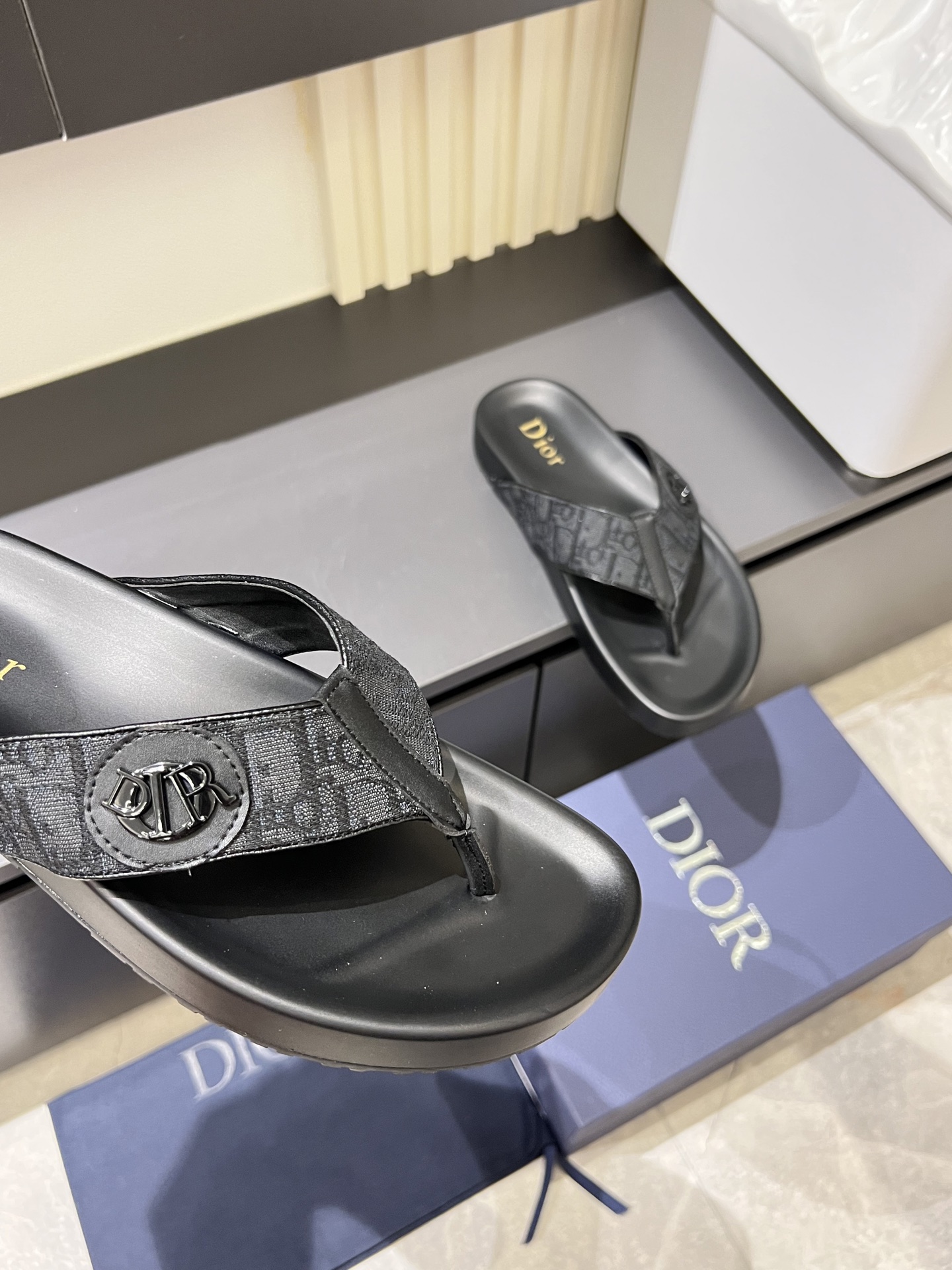 Dior shoe