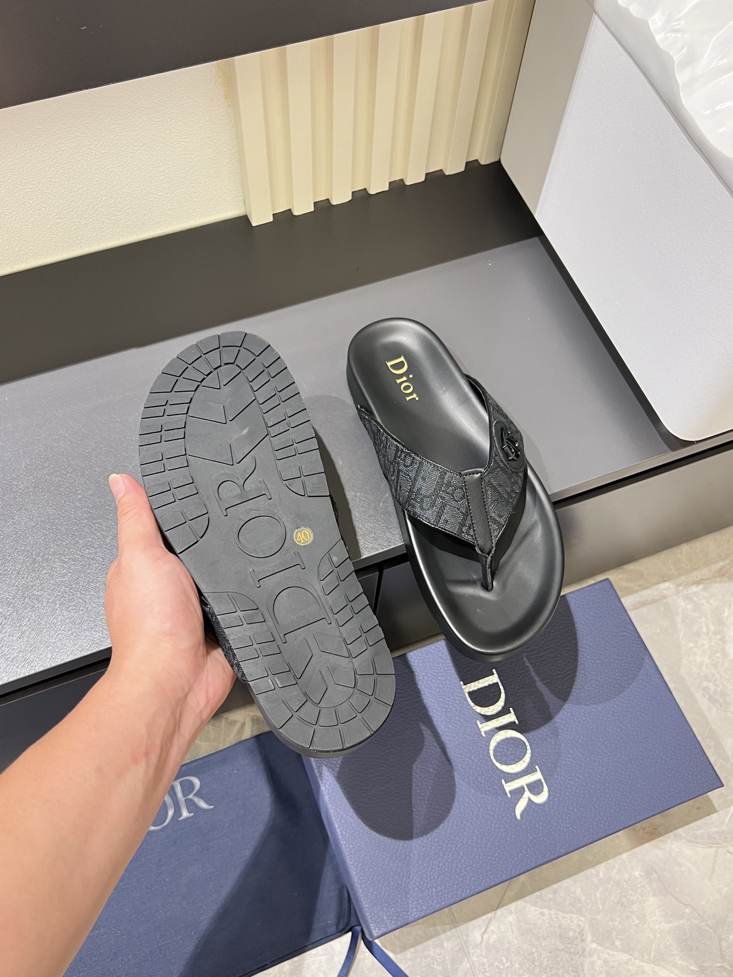 Dior shoe