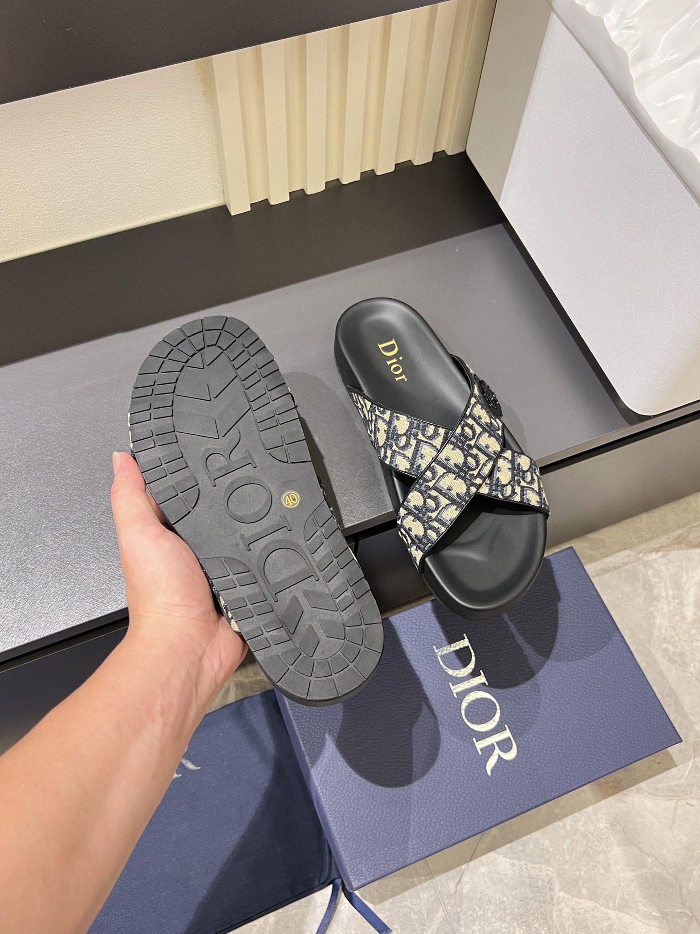 Dior shoe