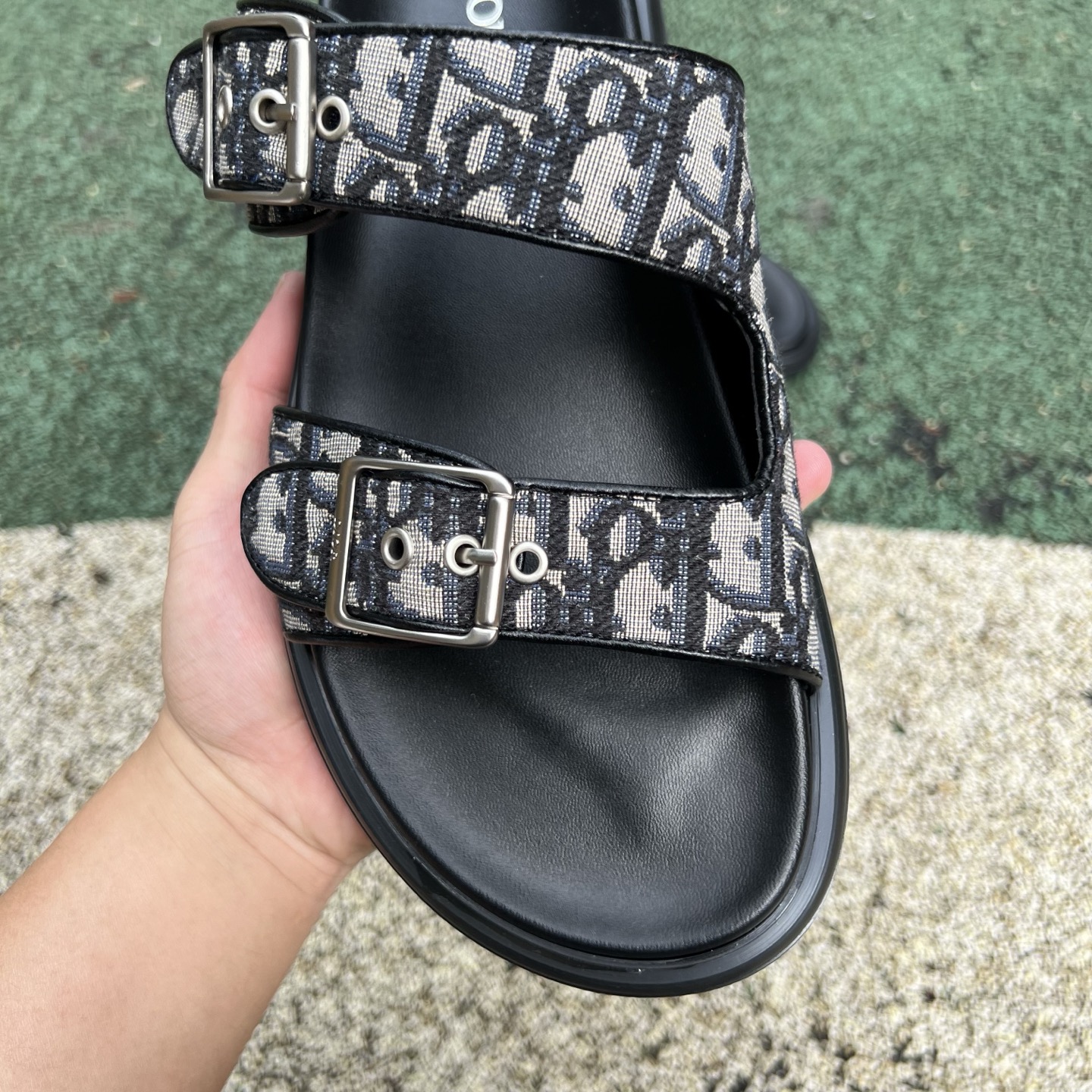 Dior
