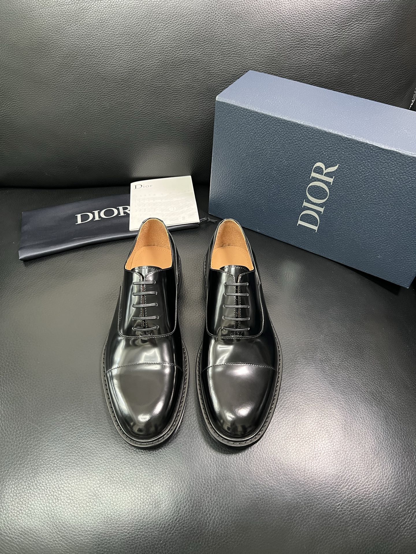 Dior