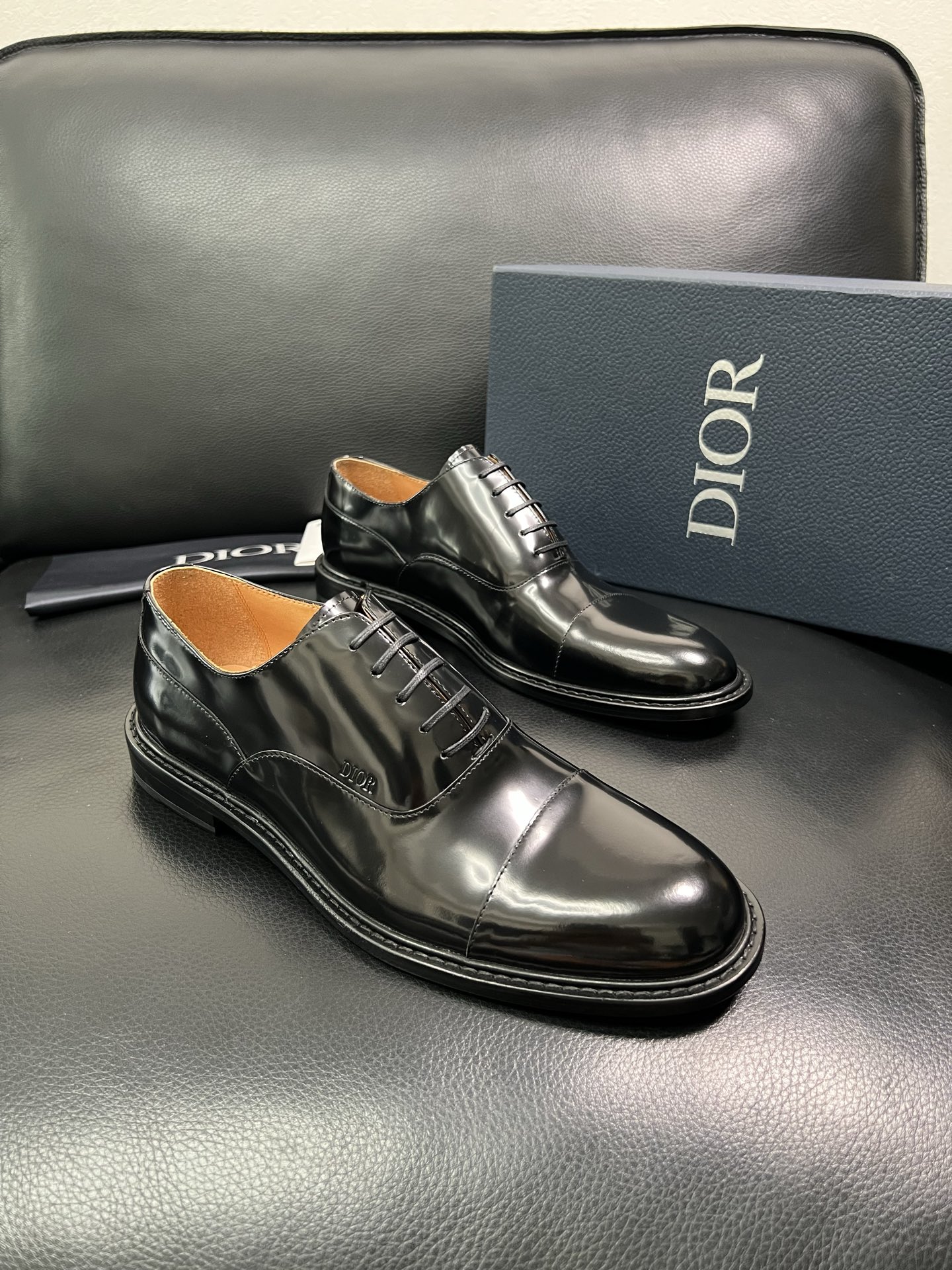 Dior