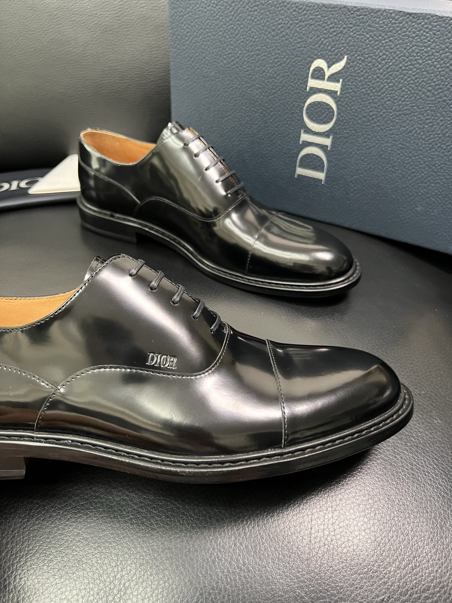 Dior
