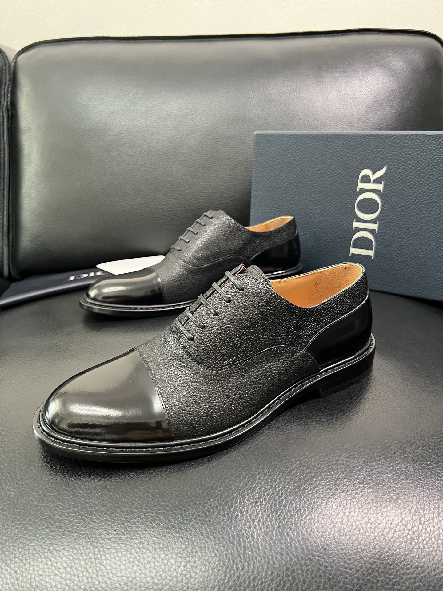 Dior