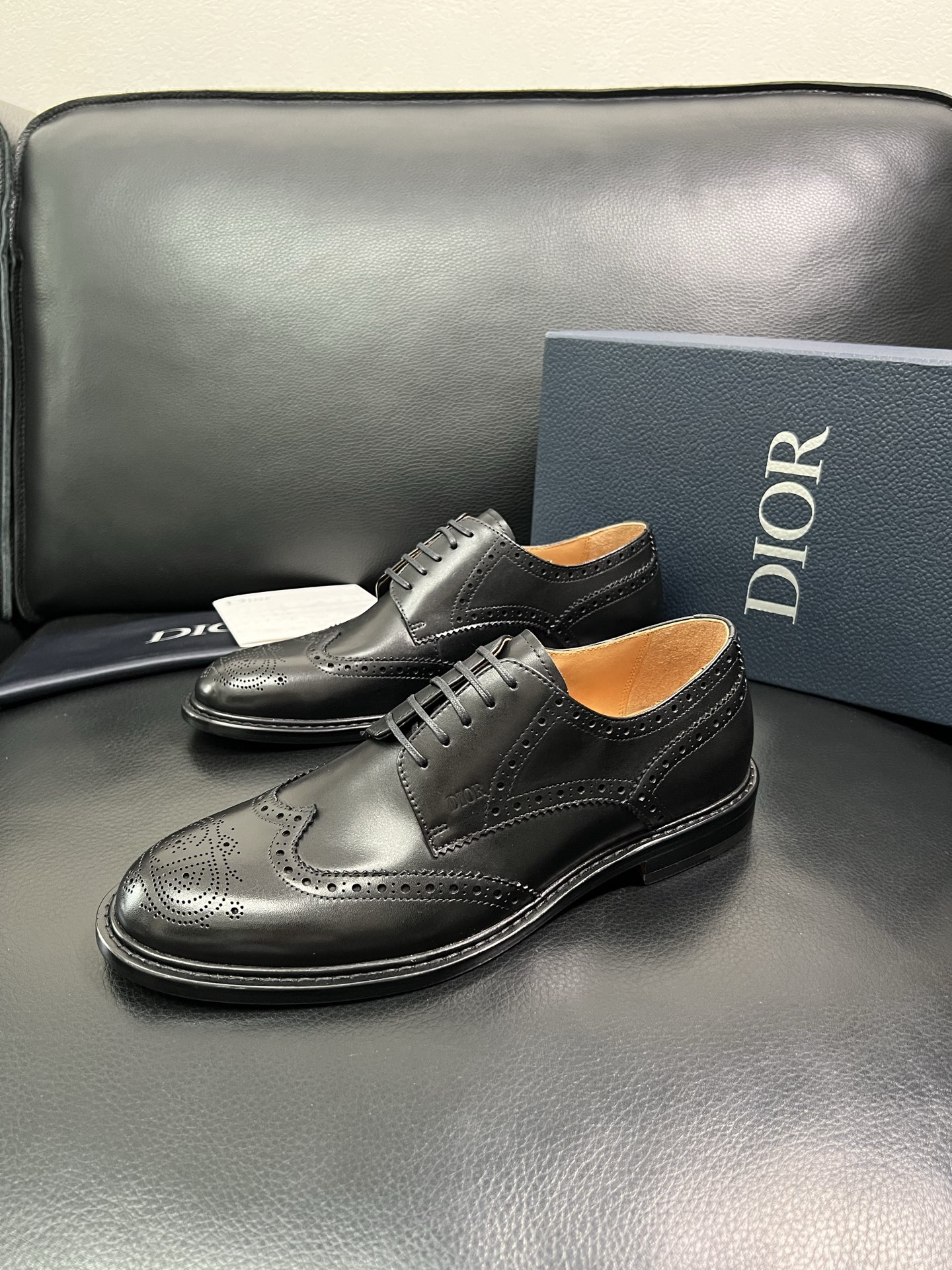 Dior