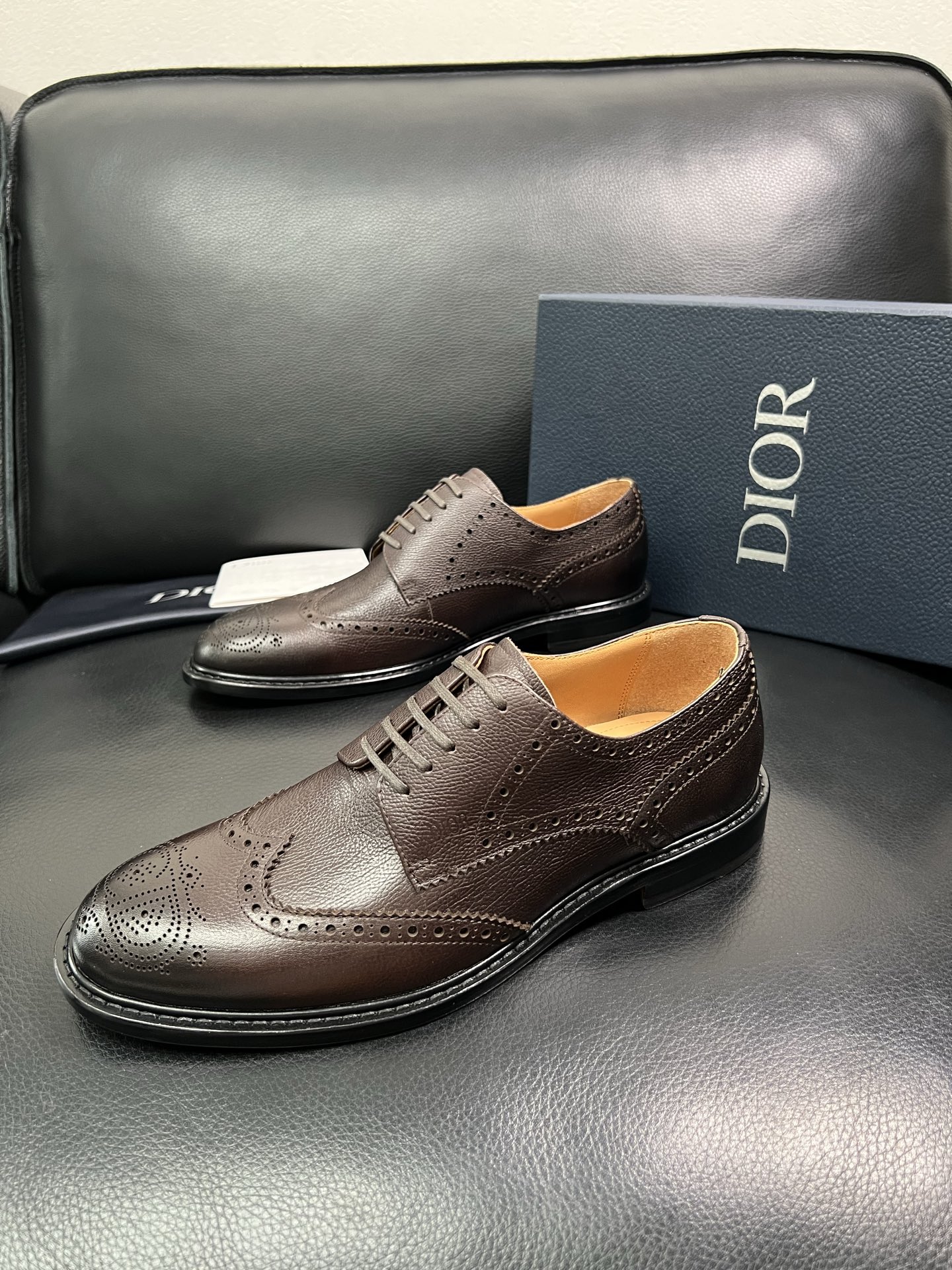 Dior
