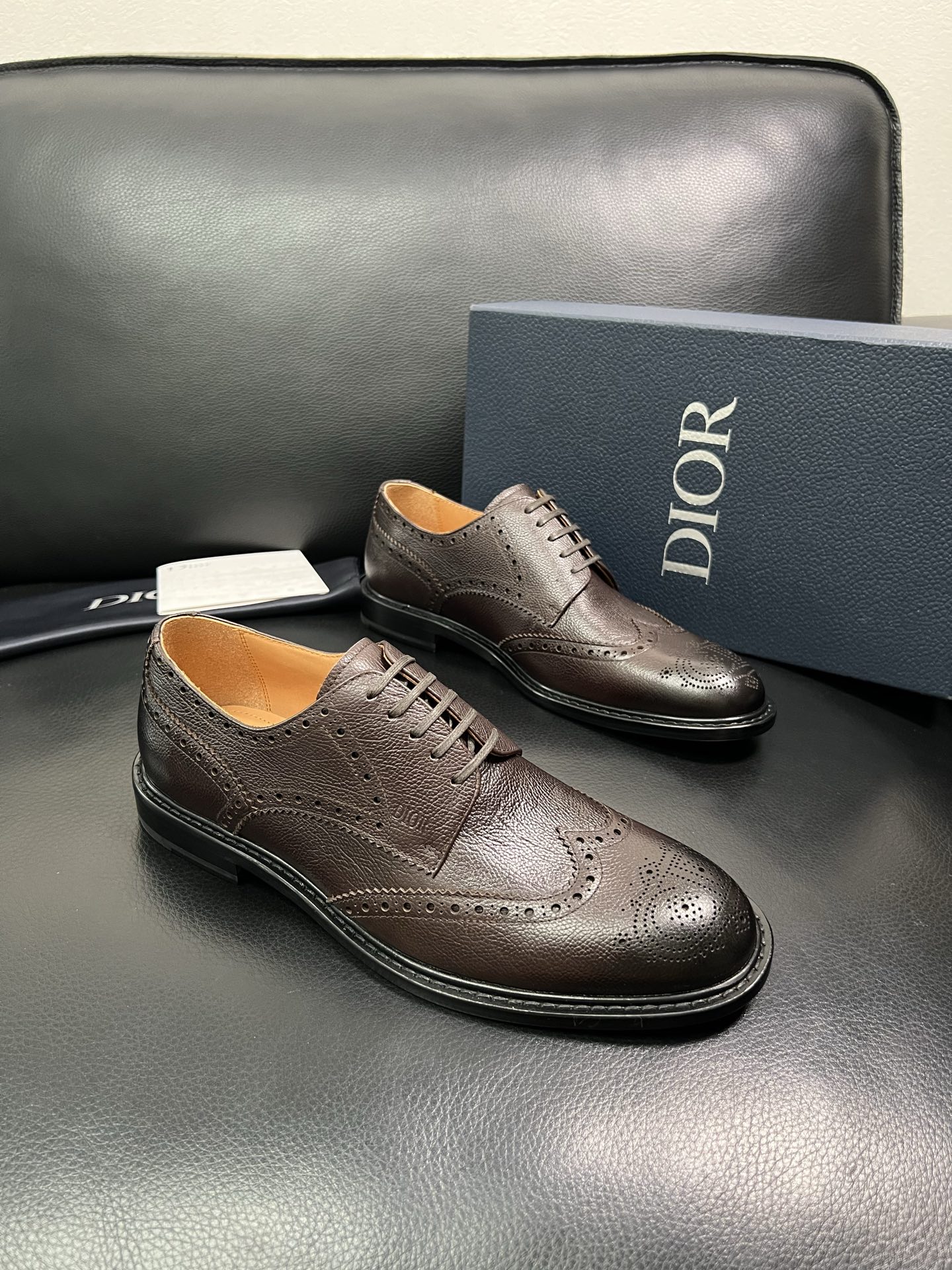 Dior