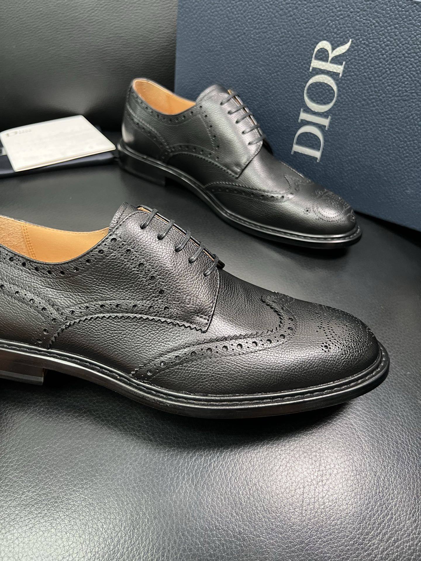 Dior