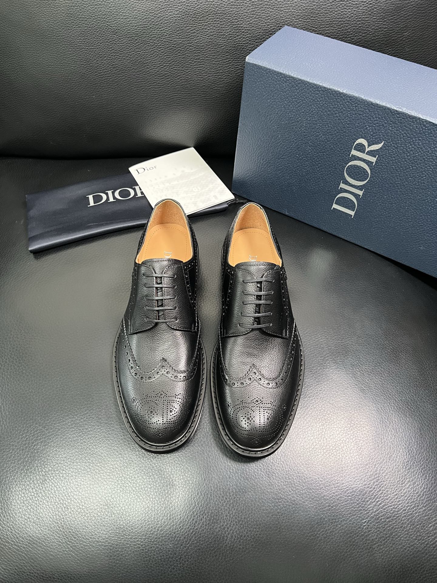 Dior