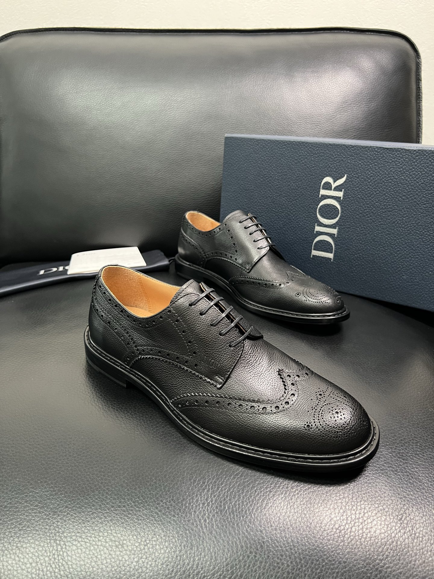 Dior