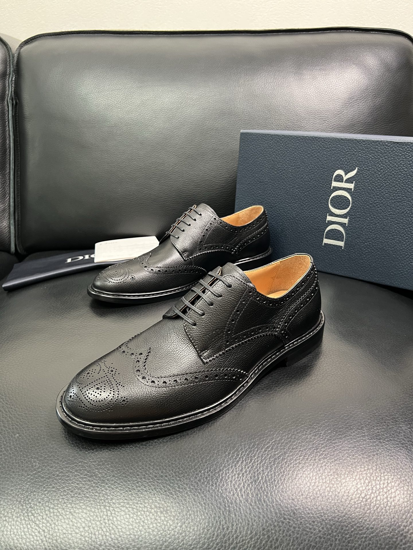 Dior