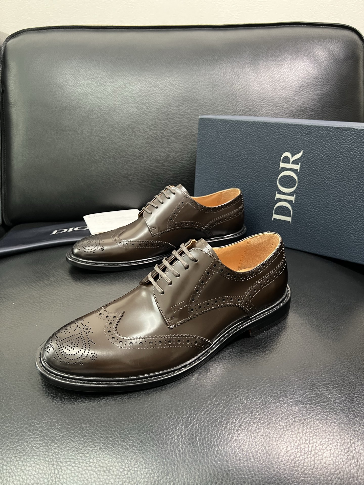 Dior