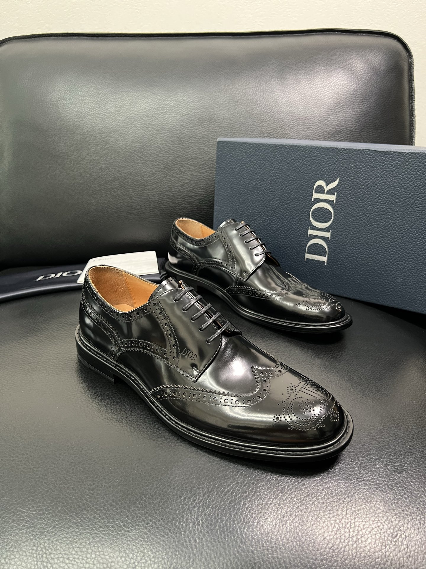 Dior