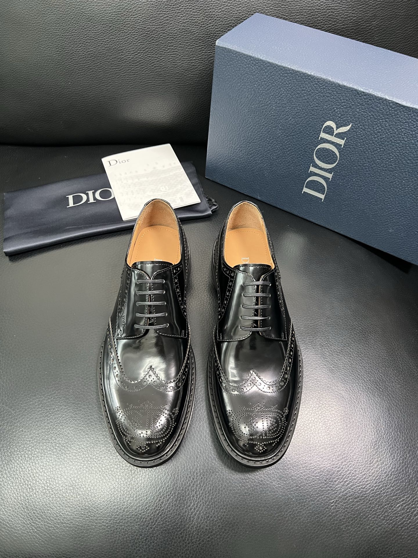 Dior