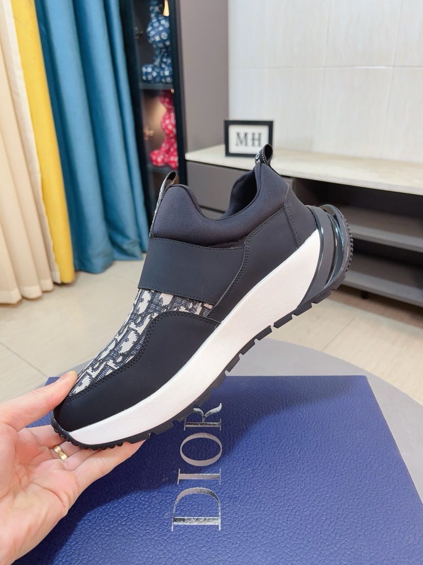 Dior shoe