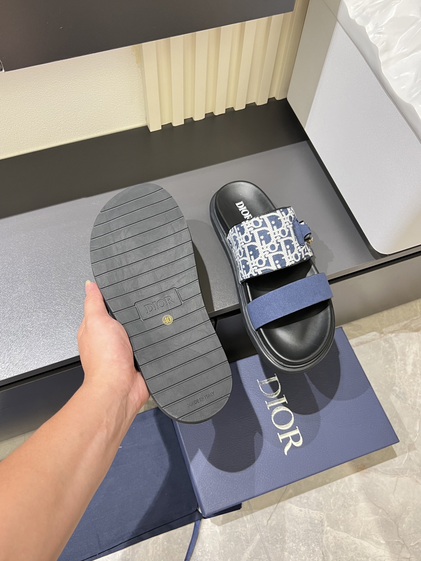 Dior shoe