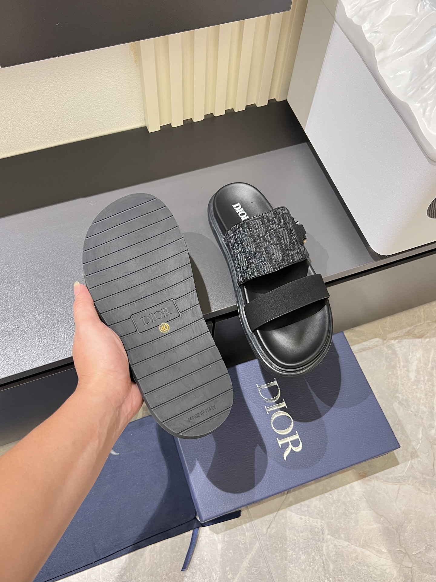 Dior shoe