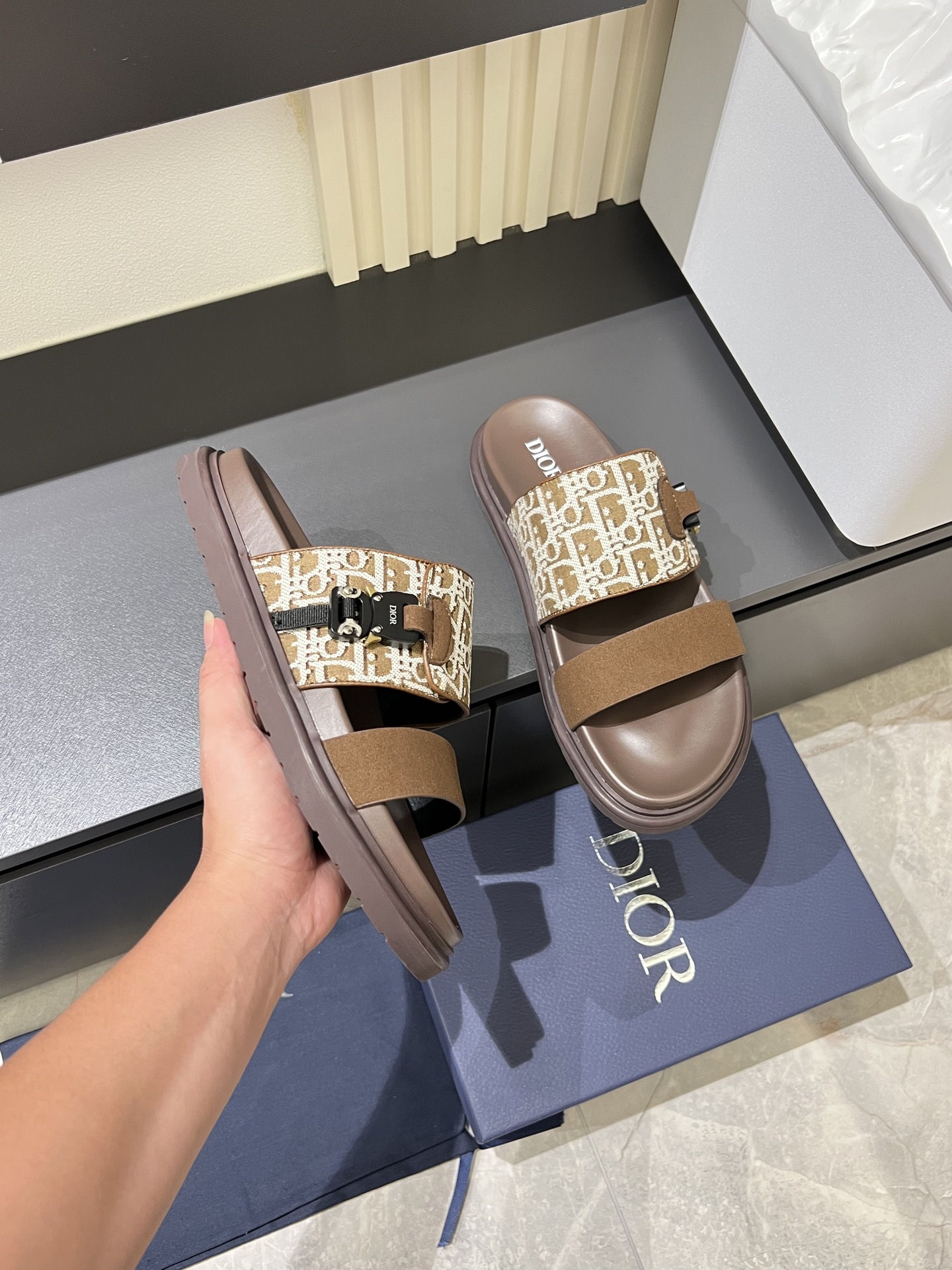 Dior shoe