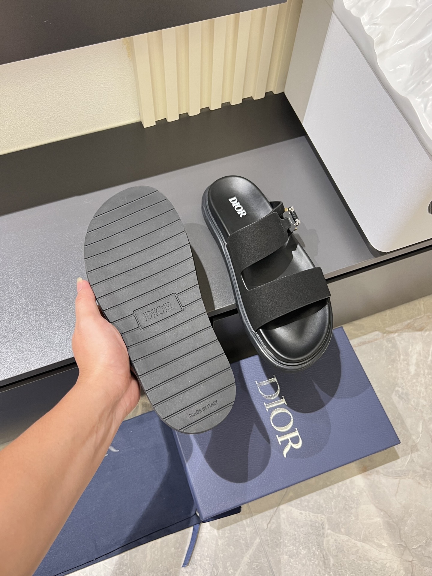 Dior shoe