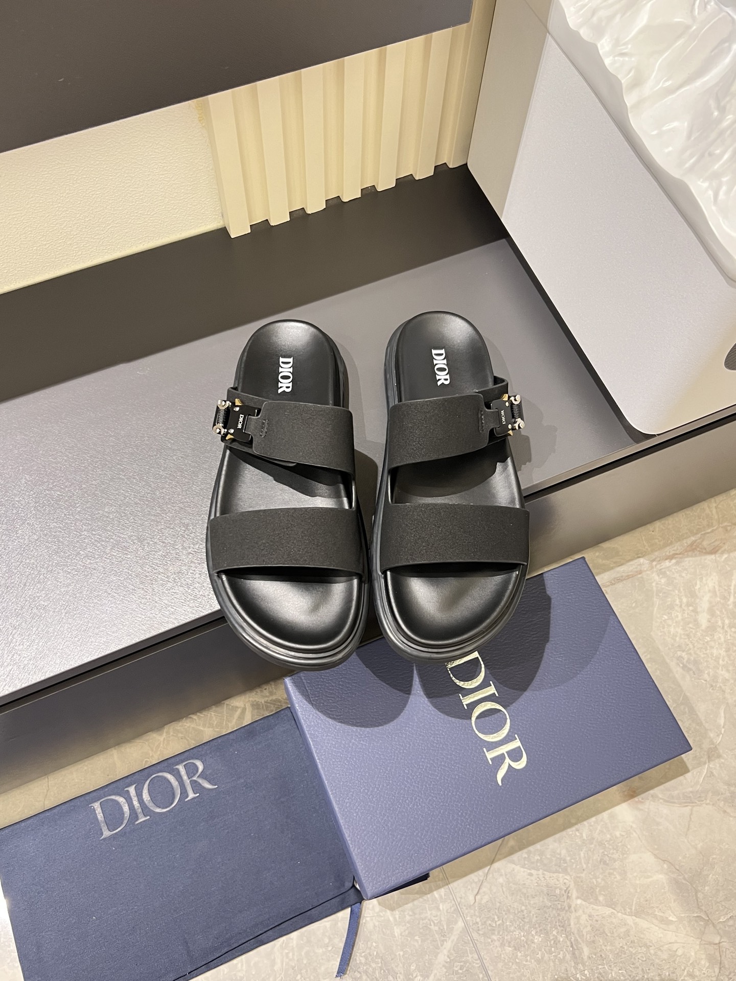 Dior shoe