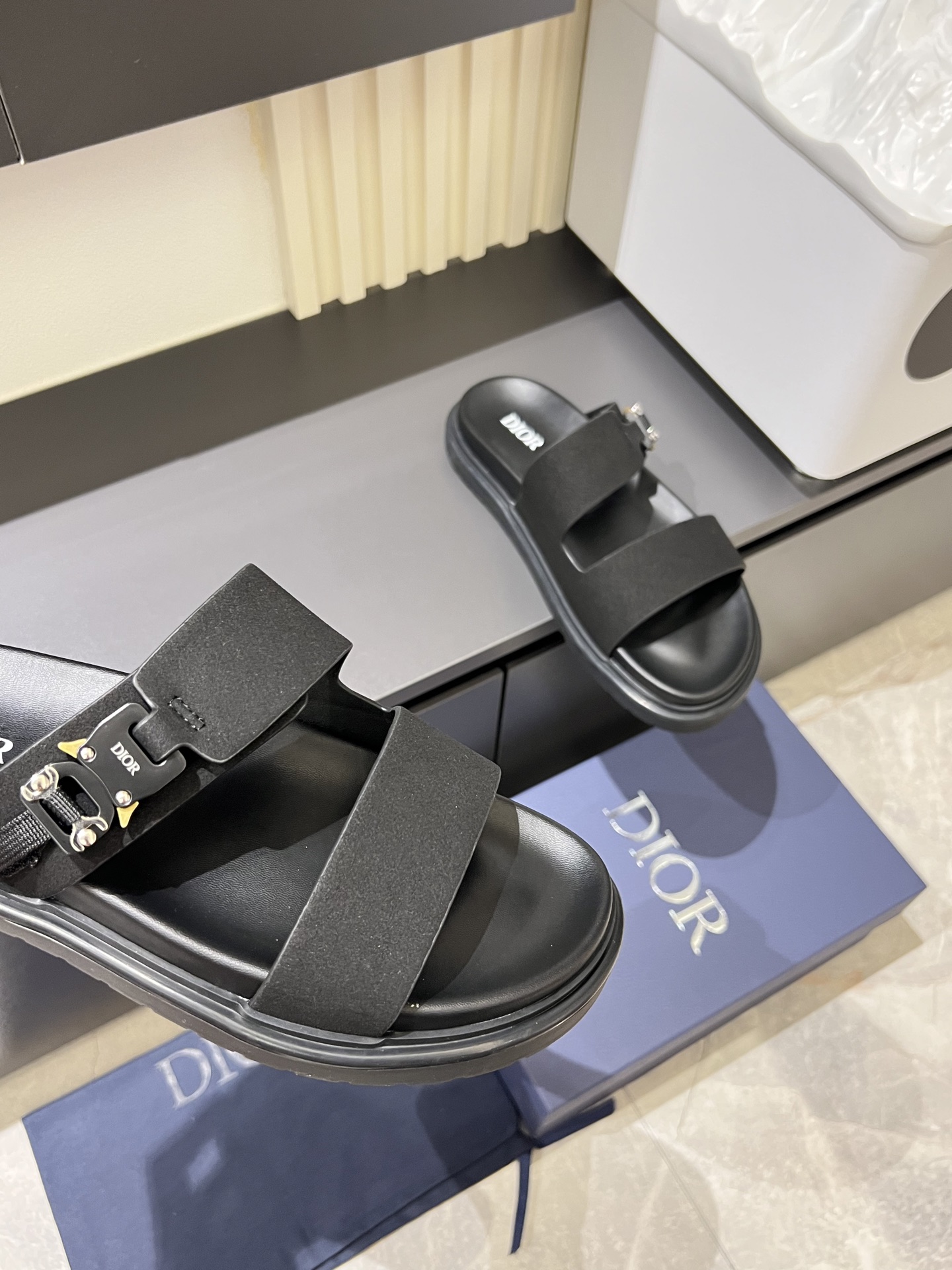 Dior shoe