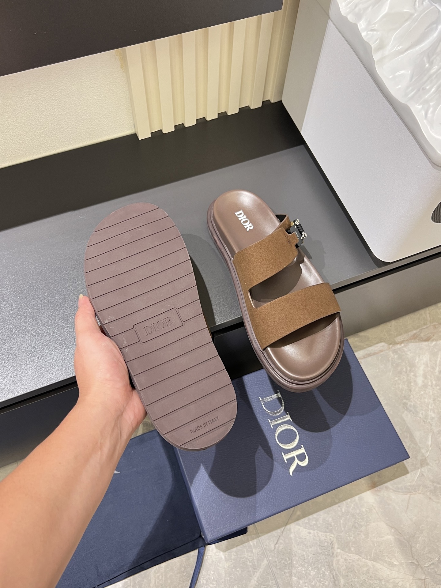 Dior shoe